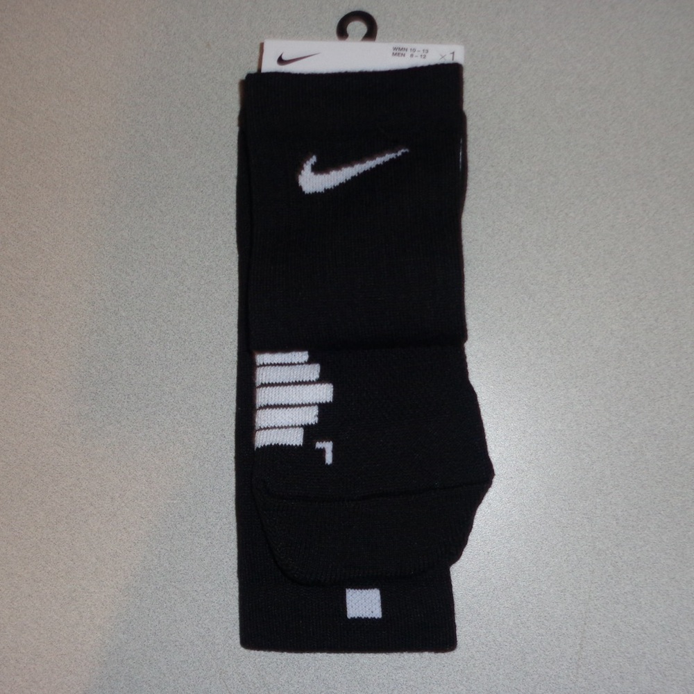 Nike Black and White Athletic Crew Socks